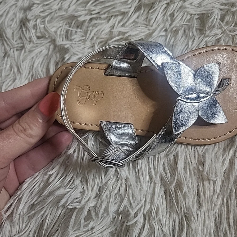 Gap Kids Baby Toddler Girl's Silver Butterfly Detail Sandals - 5